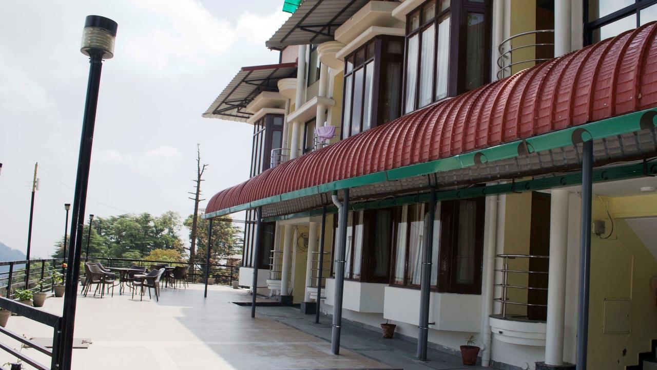Oyo 19024 Majestic Oak Bush Hotel Mussoorie Bagian luar foto