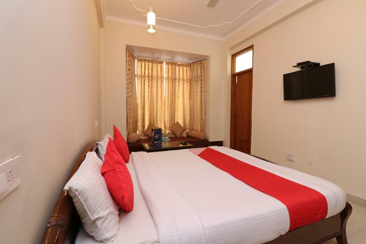 Oyo 19024 Majestic Oak Bush Hotel Mussoorie Bagian luar foto