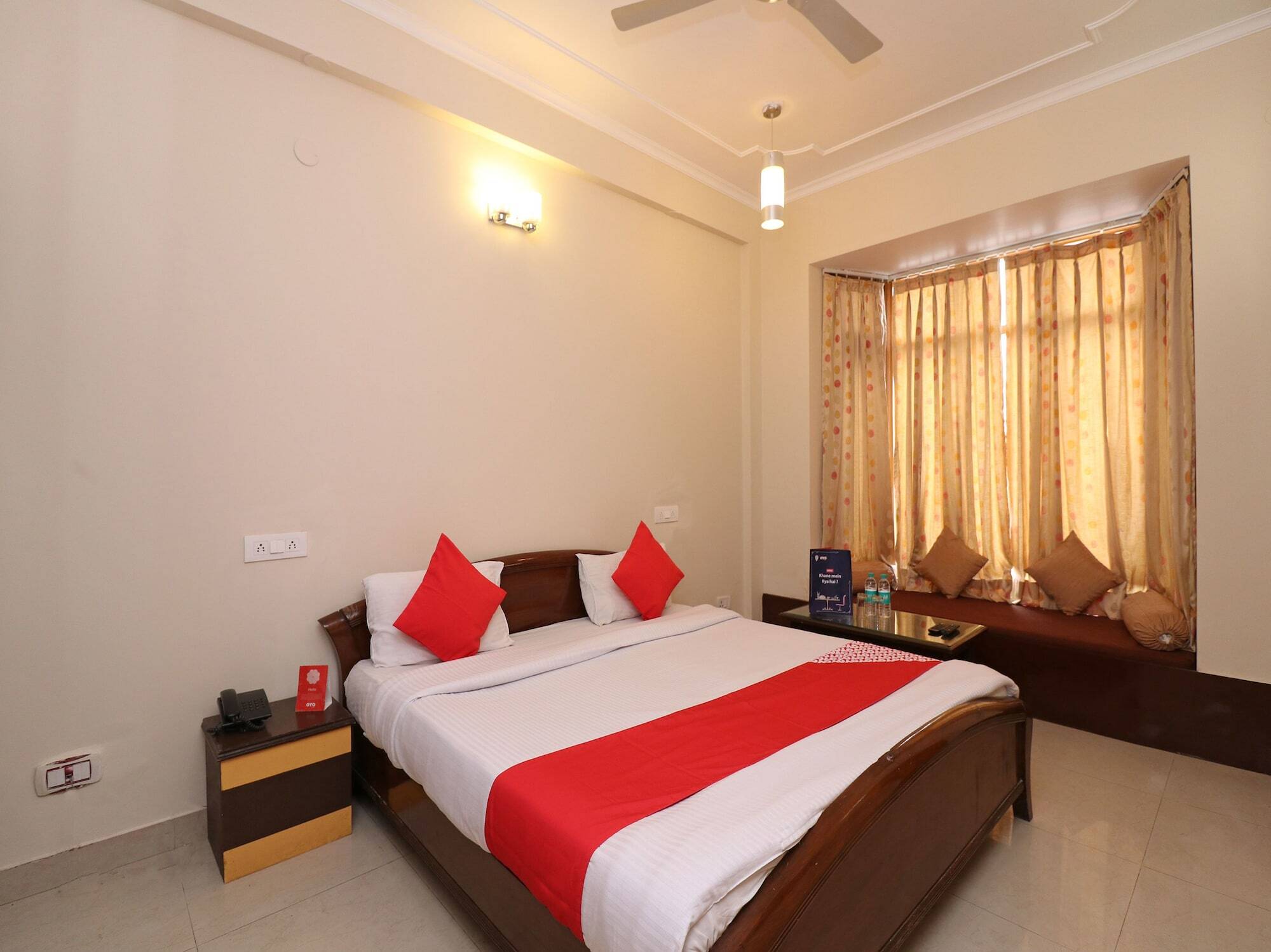 Oyo 19024 Majestic Oak Bush Hotel Mussoorie Bagian luar foto